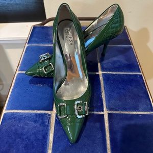 1990s Shiny Green Patent High Heels / Guess-by Marciano / Very Sexy - sz 8M